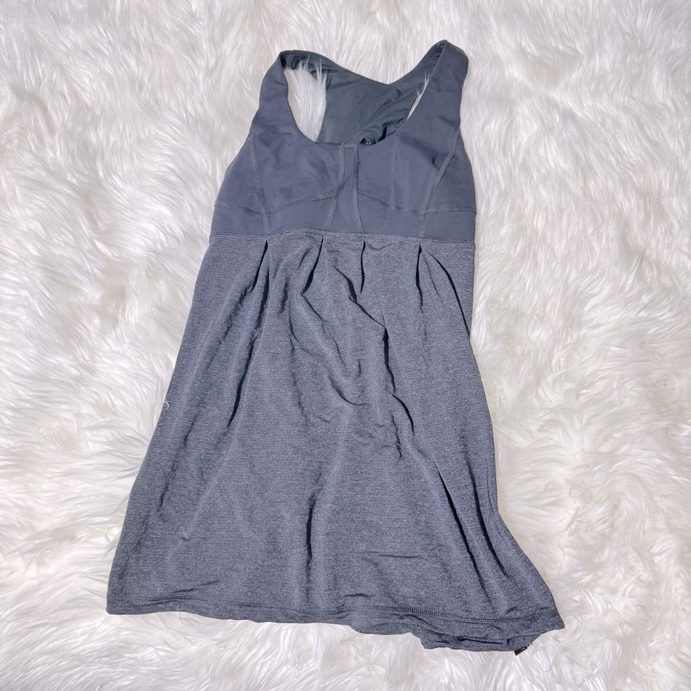 Lululemon grey tank size‎ 4